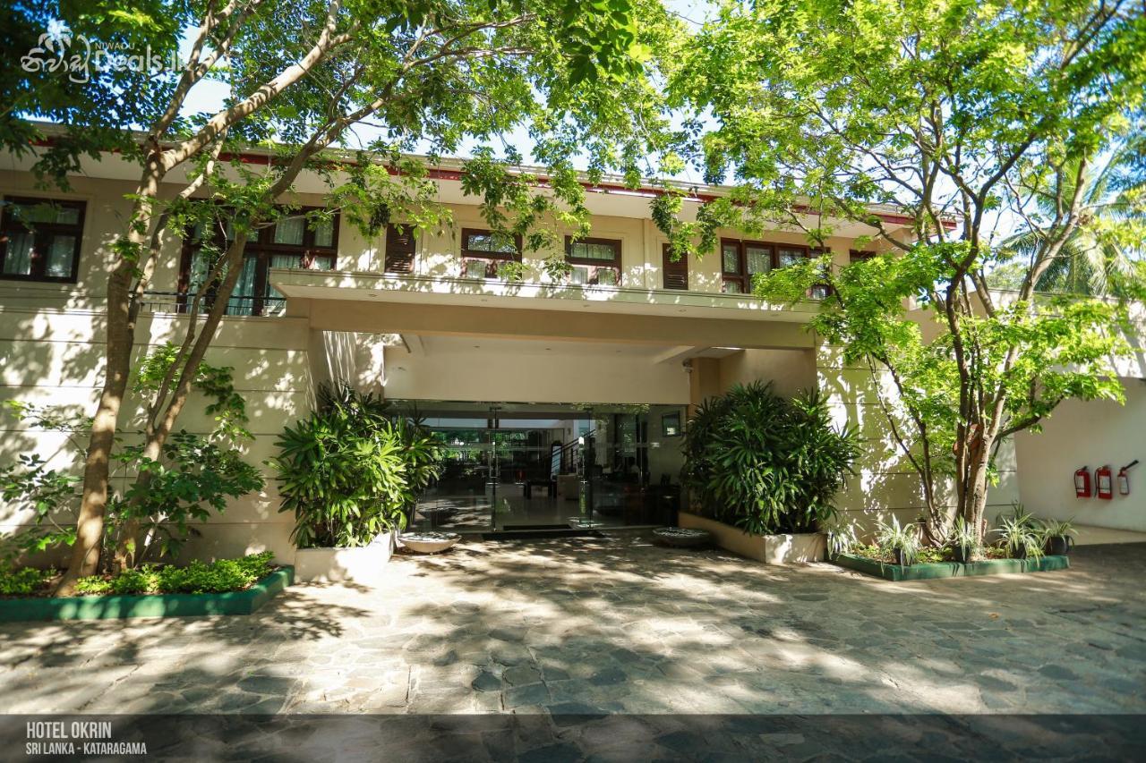 Hotel Lavendish Okrin à Kataragama Extérieur photo